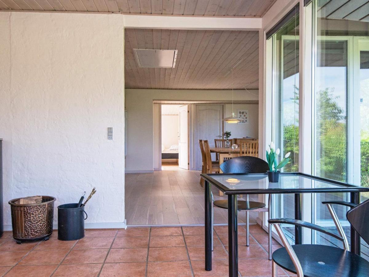 4 Person Holiday Home In B Rkop ボルコップ エクステリア 写真