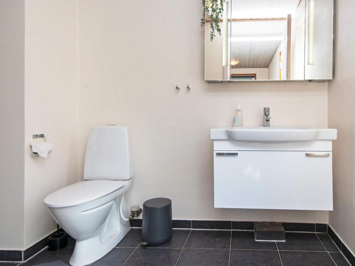 4 Person Holiday Home In B Rkop ボルコップ エクステリア 写真